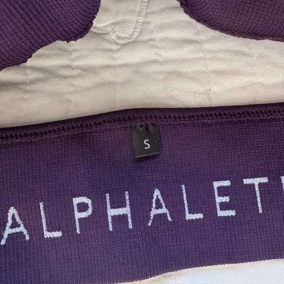 Alphalete Sports Bra - Picture 3 of 3